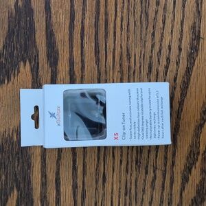 Clip-on Guitar Tuner